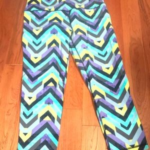 Knockout high rise capris work out pants